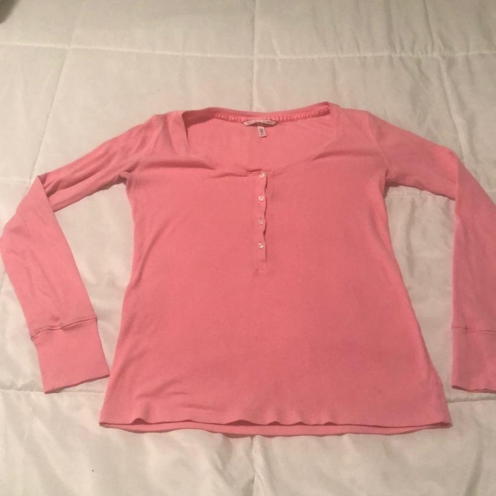 Victoria’s Secret warm ribbed long sleeve pink shirt to layer size small